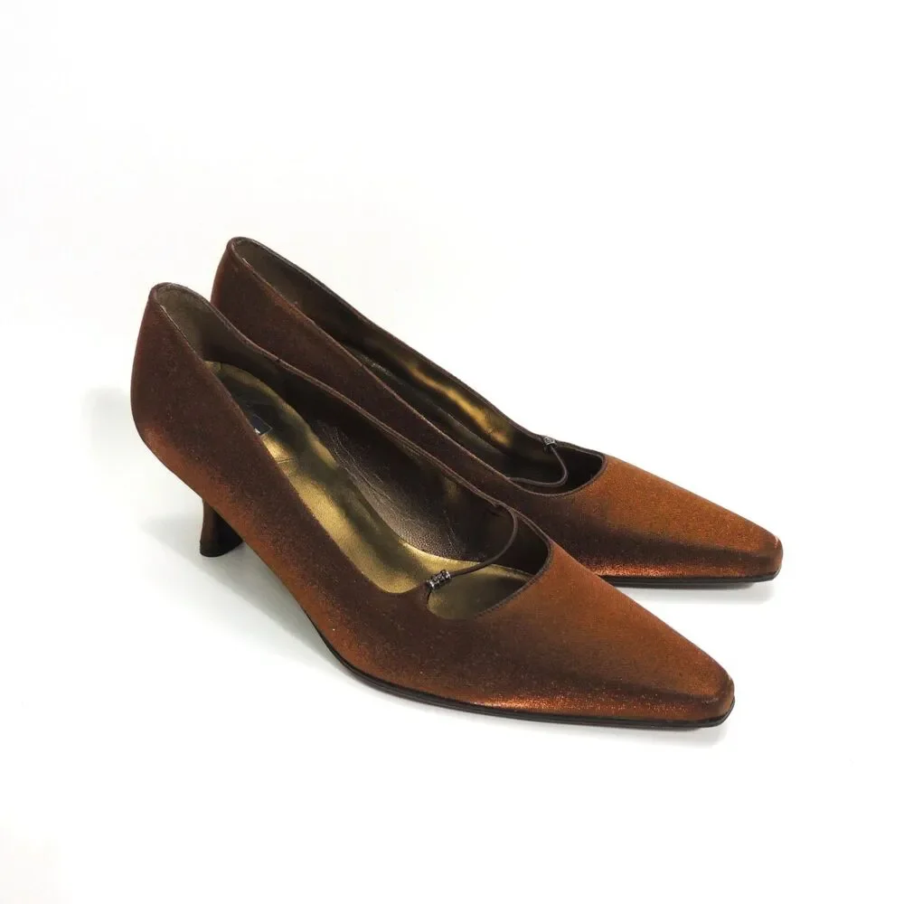 Stuart Weitzman Women's Textile Pump Gold 10B
